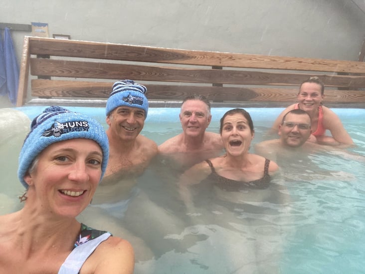 Friends in hot springs